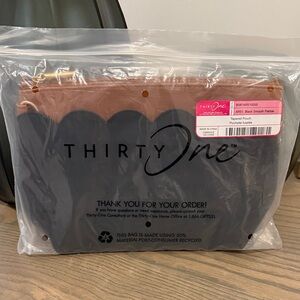 Thirty-One Tapered Pouch — Black and Tan Smooth Pebble — new in package